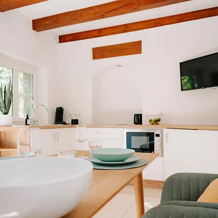 Residenz Bella Italia - Charmante Im Herzen Von Mit Balkon, Terrasse Und Parkplatz Im Innenhof! *